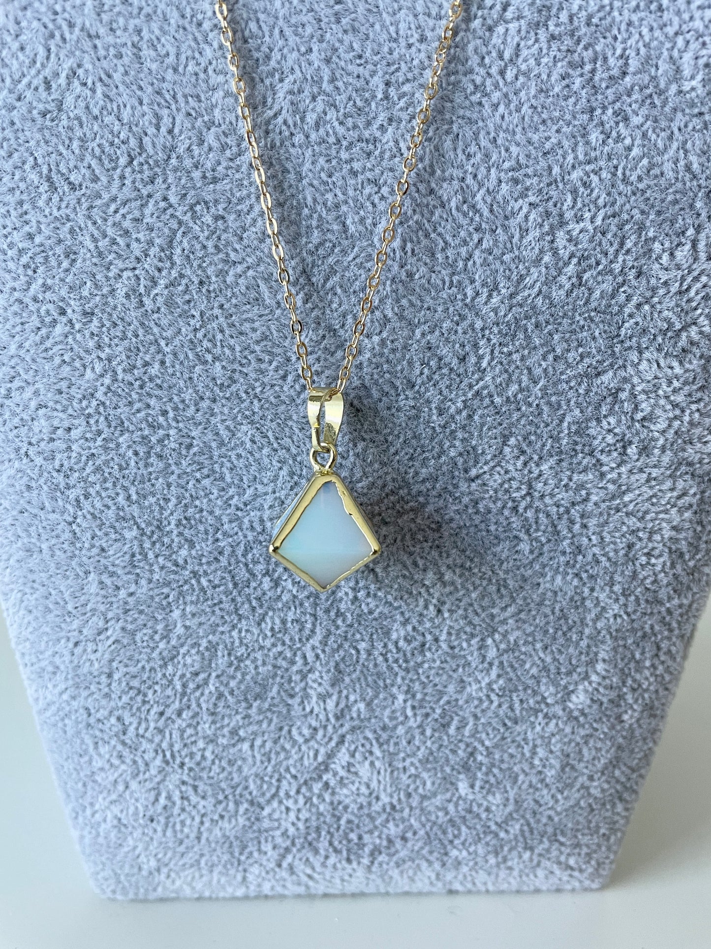 Crystals-Gem Stone Crystal Necklaces