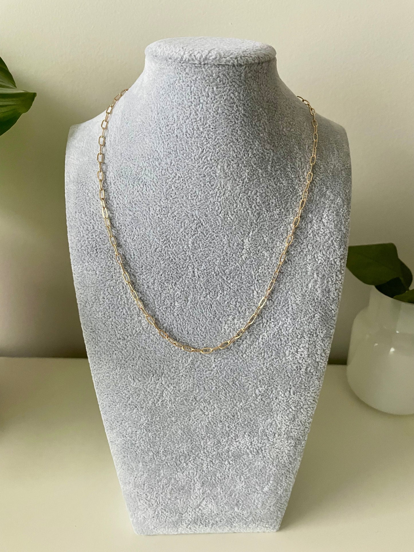 Paper Clip Necklace Medium