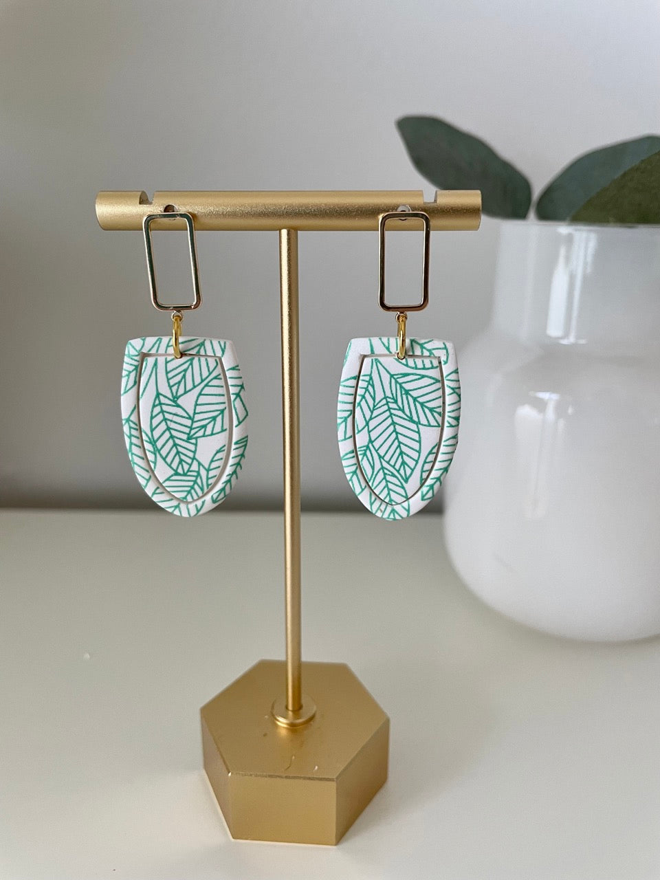 Mint leaves-Gold Rectangle Drop Outline Arches