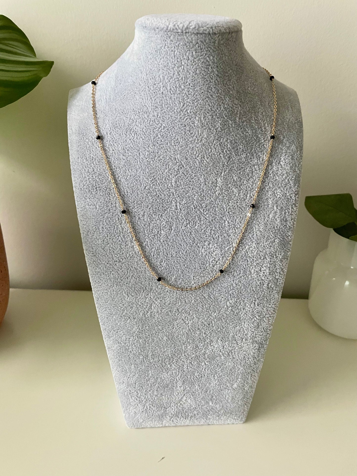 Small Link Chain Black Beaded Necklace