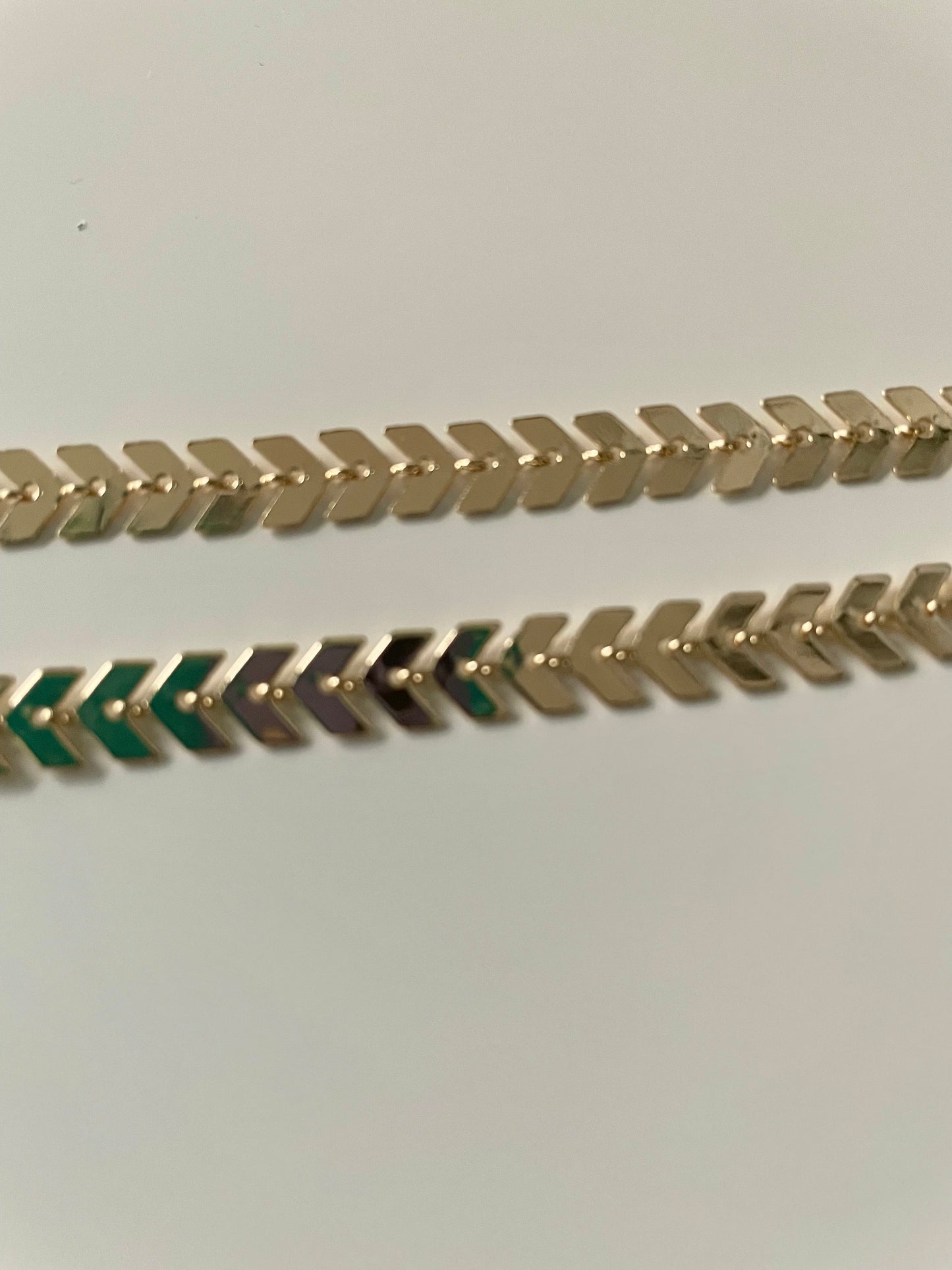 Short Arrow Chain Necklace